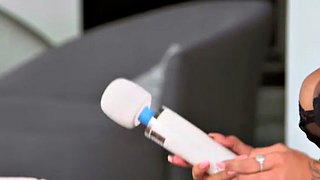melting mom jamie valentine plays with cyrstal rae