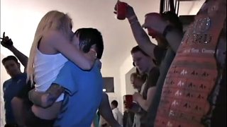 Naughty Babe Lodzik Big Cock BBW w pokoju wypoczynkowym