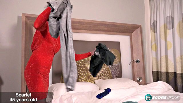 Scarlet Young Pounds Stepson Sam Bourne