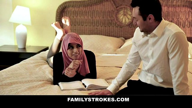 Muslim Slut With Big Tits Ella Knox Bounces On Big Dick