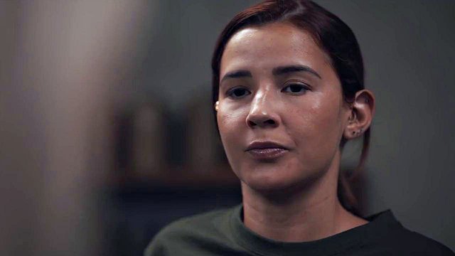 Agatha Vega Alien Parasited – Latina mit großem Arsch beim Solo-Duschen