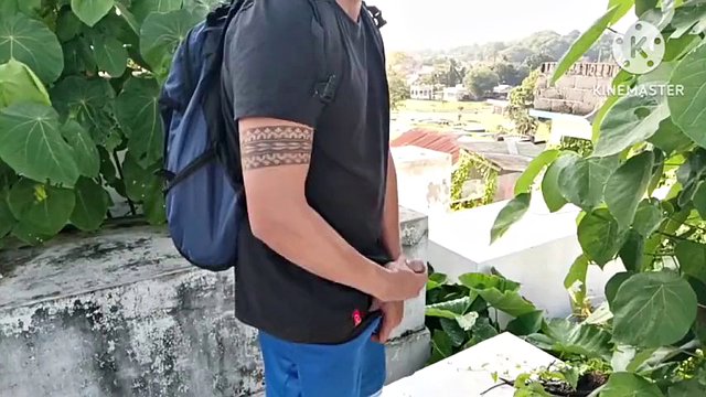 Pinoy daddy jerks off outdoors