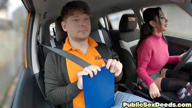 Bigititted cougar learner cockriding