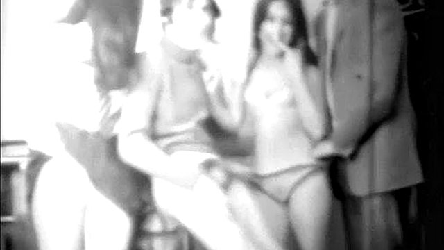 大學性愛課程（美國，大約 1968 年）（AI 升級 720p LB）舊稀有循環：色情