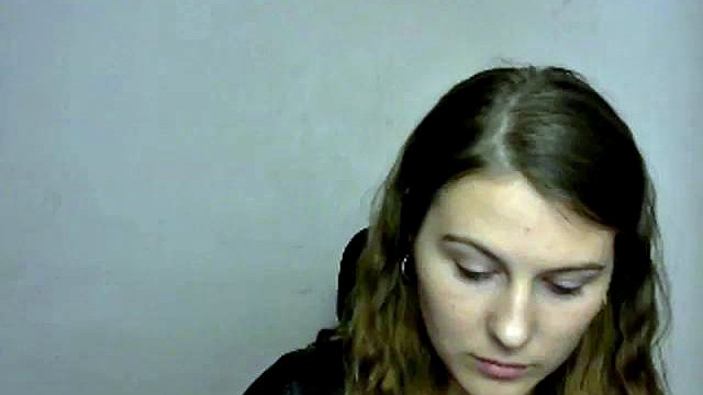 Babe in front of her webcam: Amateur & Bongacams Porn