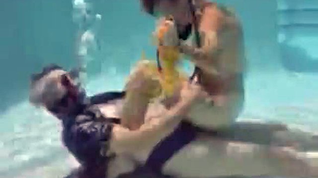 undervanns poledance og sex: Blowjob, Amatør & Pornhub Porn