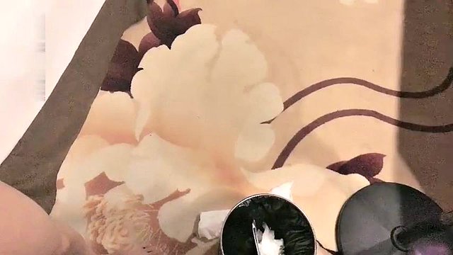 Prince Huangshi asked two nanny girls to take photos of the secret photos of the 2: Big Tits, Blowjob & Interracial Porn