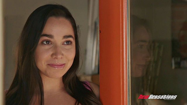Busty Karlee İstediğini Alır - Karlee Grey