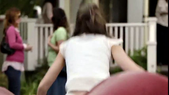 Sexy naked scenes of a hot actress