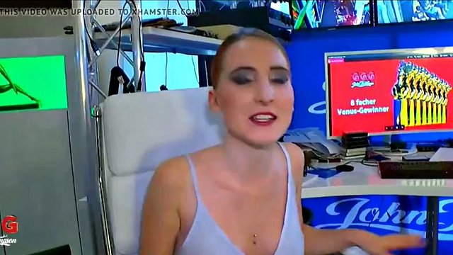Extreme facials and bukkakes on redhead lia louise