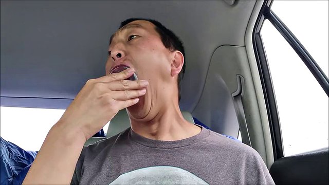 I put a giant anal tunnel in my mouth and other nonsense that shouldn't be there!