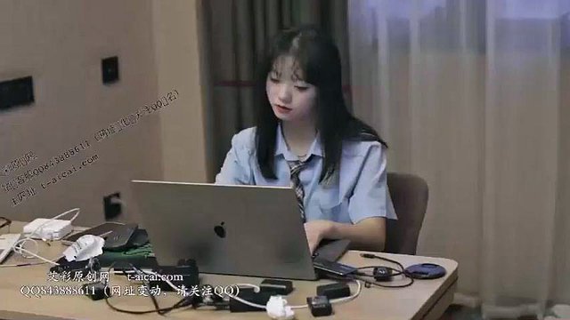 Under Desk Nylon and Bare Foot Worship: Asian, Fetish & Stockings Porn