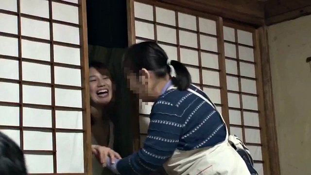 The sisters are seduced by the stepbrother in the bathroom