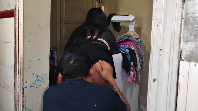 I VISIT MY BROTHER BUT ONLY FIND HIS WIFE IN A SHORT SKIRT AND WE END UP FUCKING (REAL)