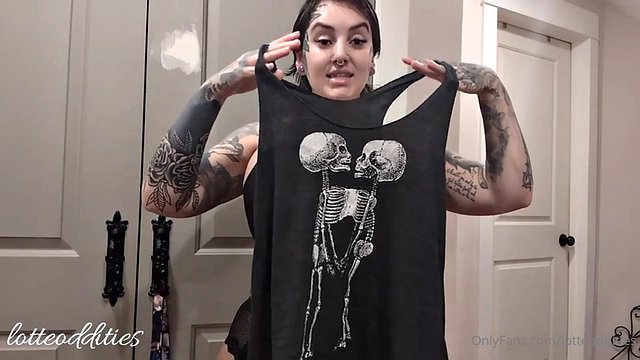 Try on the goth bimbo shirt