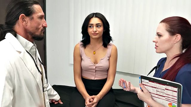 Foster doctor fucks a babe in front of a voyeur nurse