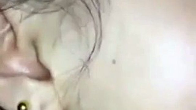 Indo Blowjob Crot in Face