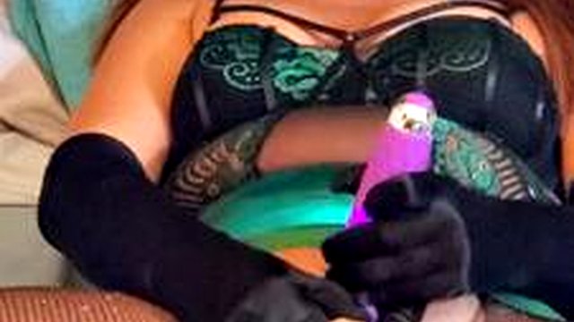Carolina beam smoking double penetration and singing orgasm: Amateur, Milf & Asian Porn