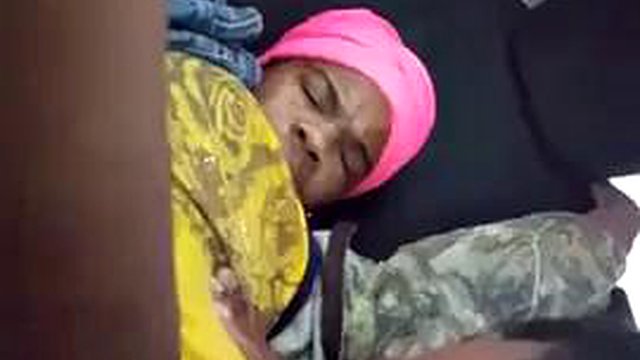 Giving good head to random prostitute ft. Jude And Random Prostitute: Blowjob, Licking & Milf Porn