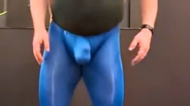 Thin tights in the gym, very slow motion