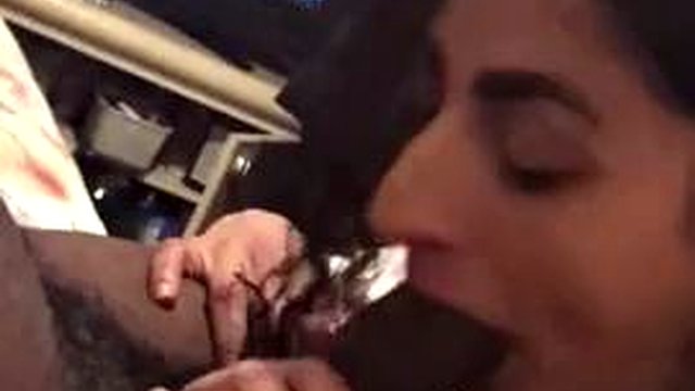 Fumando duas coisas: Boquete, Pornografia Amadora e Pornhub