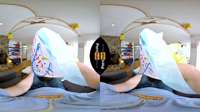 Feliz: Boquete, Cowgirl e pornografia missionária VR