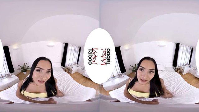 Pareja cachonda mamada y follada: perrito, vaquera y porno en realidad virtual