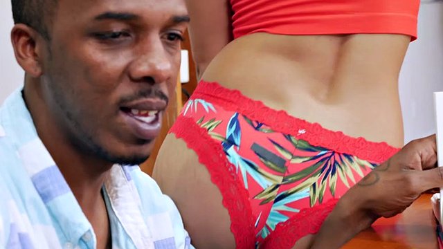 jaye summers teases charlie mack by shaking her ass and tits