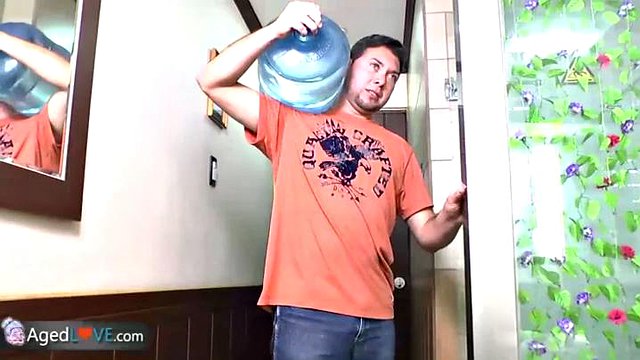 Old granny Sami and Brenda bbw compilation: Big Tits, Hardcore & Mature Porn