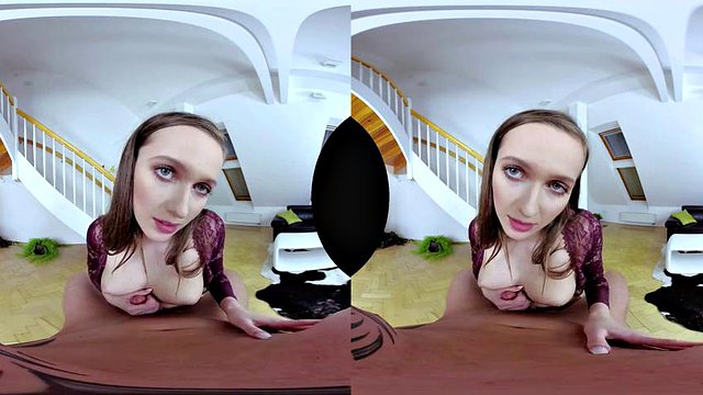 CZVR - Stacy Cruz: pompino, porno alla pecorina e cowgirl