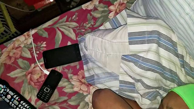 Jamaican lady gets fucked while her man calls her on the phone. MUST SEE!!!