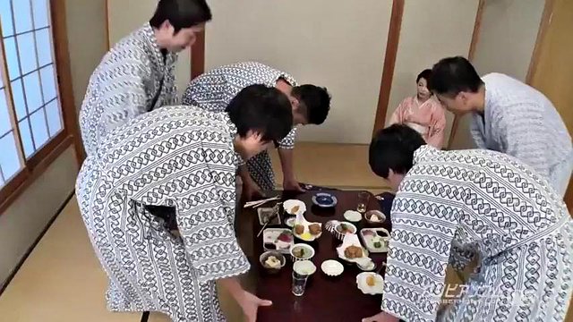 [Uncensored] New Year's Hospitality Restaurant Part 1 Hikaru Kirishima
