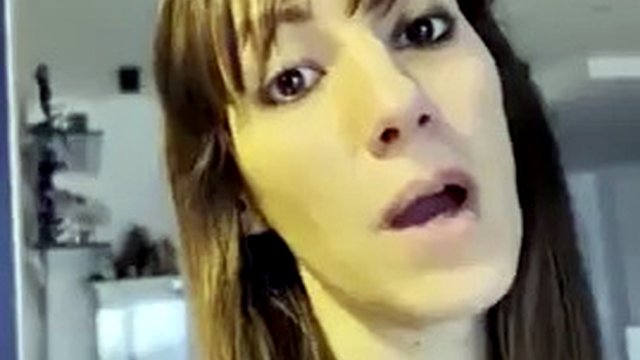 Lety Howl gets fucked by the delivery guy in the kitchen