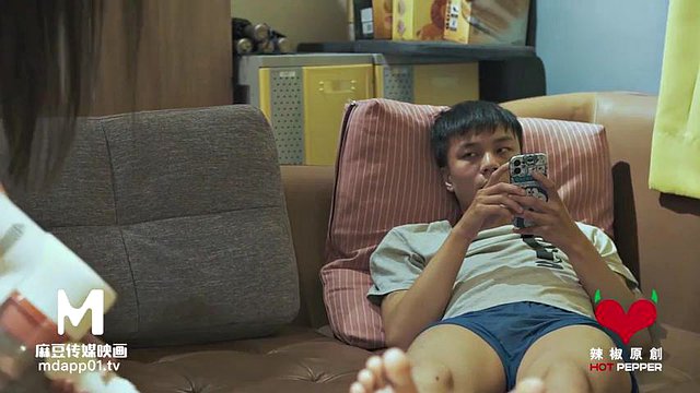 Scopata cinese: pompino, pecorina e porno missionario