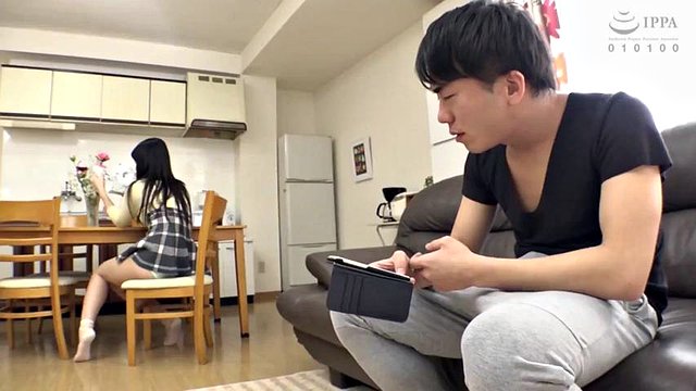 Erotic Manga When You See The Younger Sister’s Panties