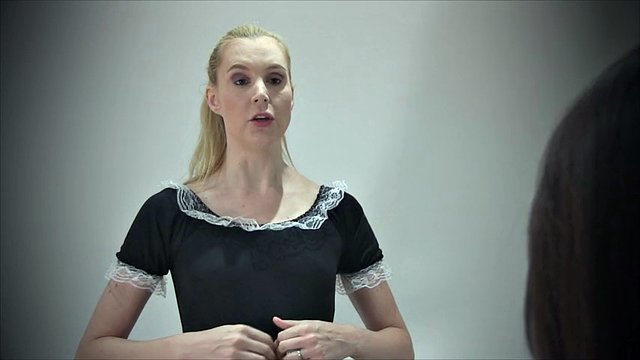 THE WAITRESS AMELIA SPANKS