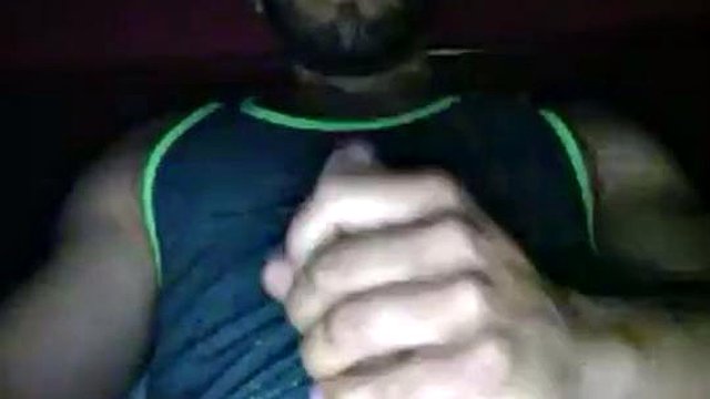 Str8 Turkish Muscle Daddy Wanks & Cums On Cam