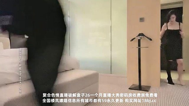 [Xiaobao Xunhua] China live broadcast of a girl with big breasts, fat ass and long legs. She gives a very good blowjob and is panting and coquettish. She rides on her and inserts her entire length and quickly fucks her to death: Big Tits, Blowjob & Amateur Porn