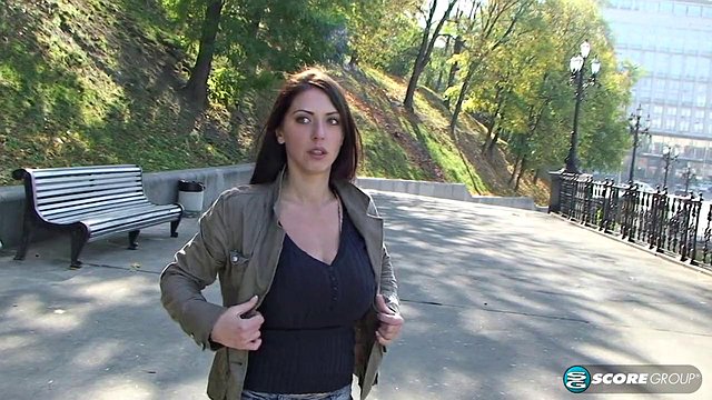 Busty Merilyn's Big-Tits Outdoor Striptease Part 1