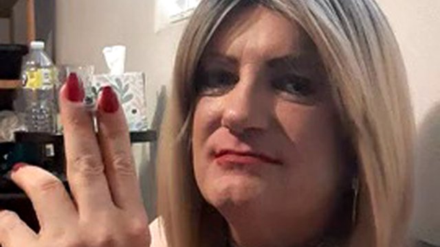 Fumar tgirl escravo