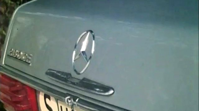 Pornstar vintage sexe suédois dans la voiture