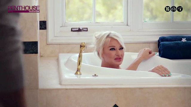 Sexy blonde MILF (Softcore): Big Tits, Big Ass & Bbw Porn
