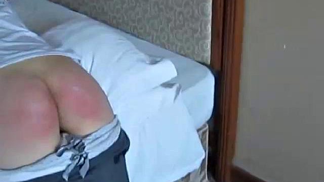 El maestro fue azotado en casa