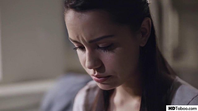PURE TABOO Schmutziger Mann will seltsamen Sex von einer Latina-Nanny – Alina Lopez
