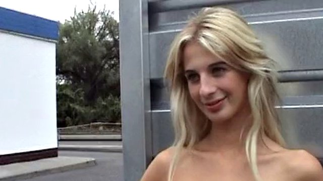 Amateur sex video with a fool