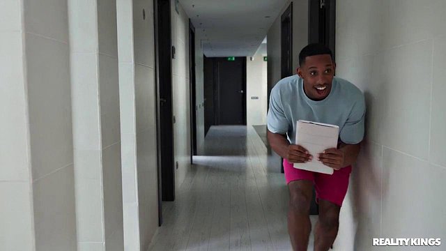 Amirah Adara Handjobs Jesus Reyes Big Cock Cumshot