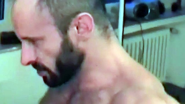 Muscular German MILF bareback homemade anal threesome