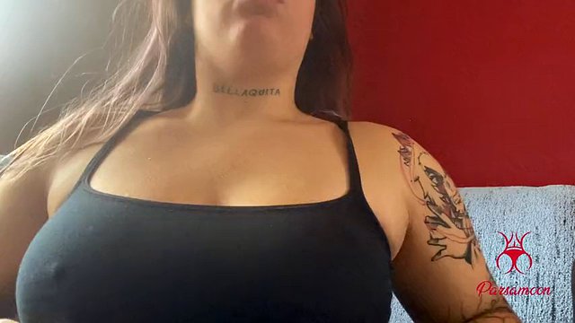 I caress my armpits