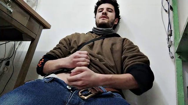 WATCH me sneak into the store to jerk off! (GIGANTIC EJACULATION)