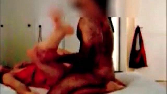 Cuckolds cell phone video of wife with bbc bull